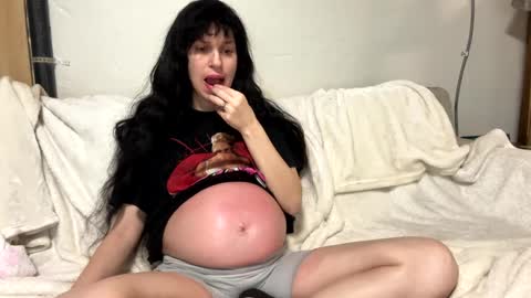 NessaLovesYouMore online show from March 9, 2025, 10:19 am