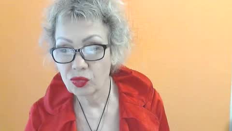 NessyJenixs online show from April 21, 2026, 1:50 pm