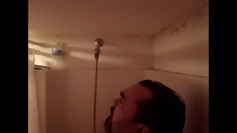 Snapshot of neverseentthatb4 chatting on March 26, 2026, 2:06 am Matt online show from March 26, 2026, 2:06 am