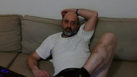 Snapshot of new_simi_74 chatting on February 14, 2025, 7:33 pm simi online show from February 14, 2025, 7:33 pm