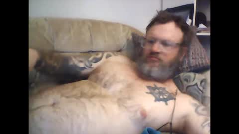 Snapshot of newbreed666 chatting on October 16, 2025, 10:33 pm NEWBREED666 online show from October 16, 2025, 10:33 pm