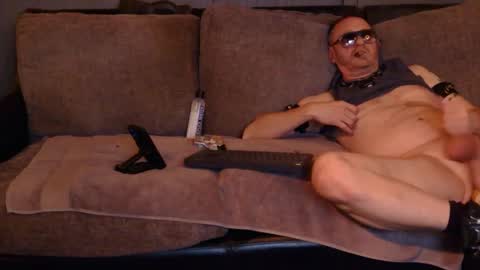 Snapshot of newfun11 chatting on February 26, 2026, 5:45 pm newfun11 online show from February 26, 2026, 5:45 pm