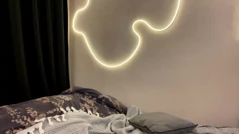 Snapshot of newproject_ chatting on February 12, 2025, 3:40 am Nova online show from February 12, 2025, 3:40 am