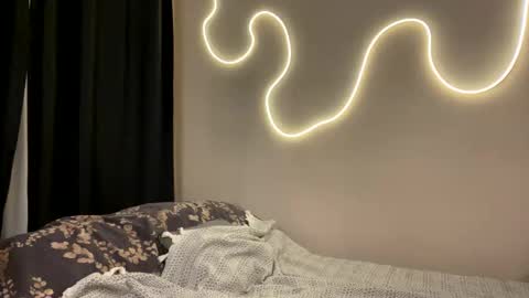 Snapshot of newproject_ chatting on February 13, 2025, 9:38 pm Nova online show from February 13, 2025, 9:38 pm