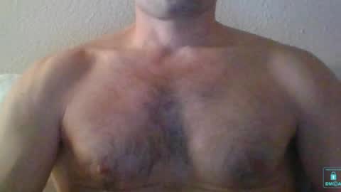 Snapshot of newtyguy90 chatting on January 5, 2025, 12:10 pm newtyguy90 online show from January 5, 2025, 12:10 pm