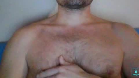 Snapshot of newtyguy90 chatting on January 19, 2025, 7:25 am newtyguy90 online show from January 19, 2025, 7:25 am