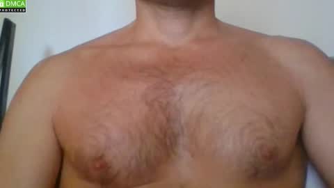 Snapshot of newtyguy90 chatting on November 4, 2025, 9:52 am newtyguy90 online show from November 4, 2025, 9:52 am