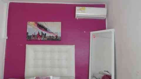 Snapshot of nextdoor_fantasy chatting on September 30, 2025, 3:22 am nextdoor_fantasy online show from September 30, 2025, 3:22 am