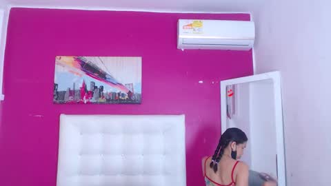 nextdoor_fantasy online show from February 4, 2026, 3:23 am