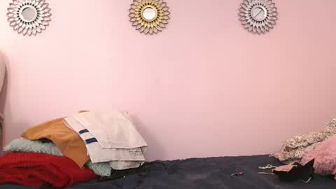 nezzukoo online show from July 21, 2026, 8:55 pm