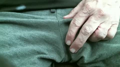 Snapshot of ngurth chatting on December 7, 2024, 6:26 pm ngurth online show from December 7, 2024, 6:26 pm