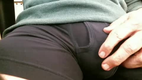 Snapshot of ngurth chatting on December 16, 2024, 8:26 pm ngurth online show from December 16, 2024, 8:26 pm