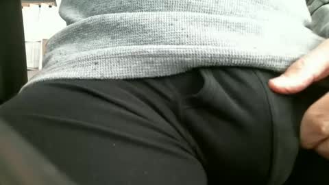 Snapshot of ngurth chatting on December 18, 2024, 6:46 pm ngurth online show from December 18, 2024, 6:46 pm