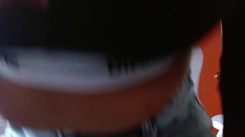 Dani online show from November 19, 2025, 4:40 pm