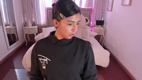 Nia Malkova online show from February 8, 2026, 2:20 pm