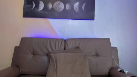 Estefani  online show from February 28, 2025, 7:15 am