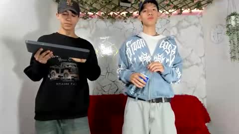 nice_boys11 online show from June 7, 2026, 1:26 pm