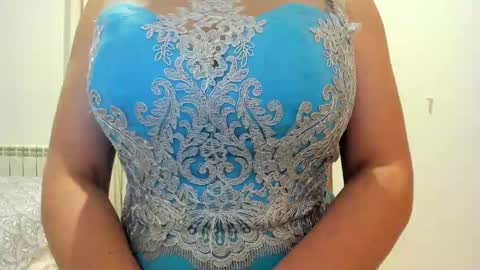 Snapshot of nicebrown chatting on February 7, 2025, 6:02 pm Sfora online show from February 7, 2025, 6:02 pm