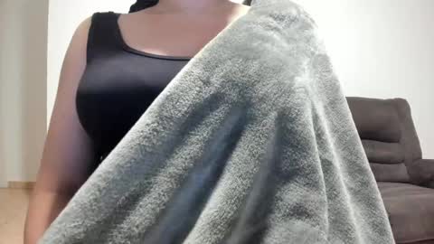 Snapshot of nicebrown chatting on February 11, 2025, 11:33 pm Sfora online show from February 11, 2025, 11:33 pm