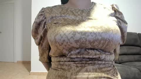 Snapshot of nicebrown chatting on February 18, 2025, 10:58 pm Sfora online show from February 18, 2025, 10:58 pm