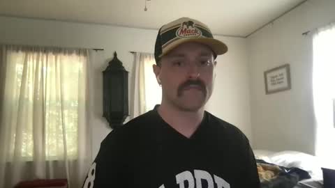 NiceButtNiceGuy online show from April 1, 2026, 6:38 pm