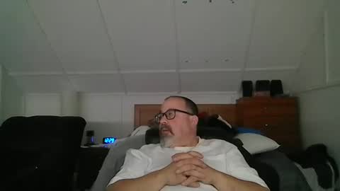 Snapshot of niceguy7208 chatting on November 10, 2025, 5:28 am niceguy7208 online show from November 10, 2025, 5:28 am