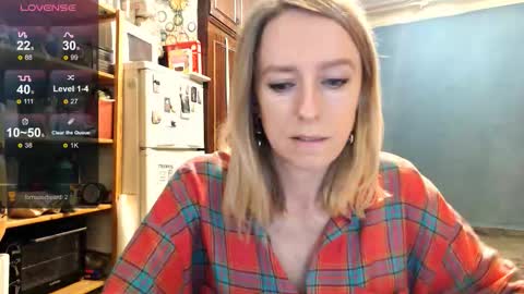 Snapshot of nicekat chatting on October 12, 2025, 5:45 pm Kathrine online show from October 12, 2025, 5:45 pm