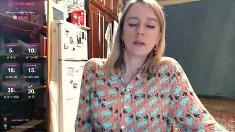 Snapshot of nicekat chatting on October 26, 2025, 4:57 pm Kathrine online show from October 26, 2025, 4:57 pm