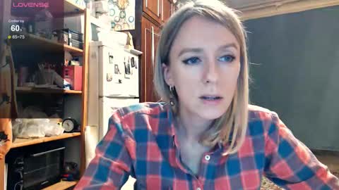 Snapshot of nicekat chatting on November 9, 2025, 5:22 pm Kathrine online show from November 9, 2025, 5:22 pm