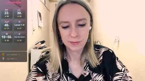 Kathrine online show from December 14, 2025, 8:02 pm