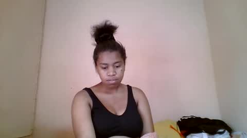Snapshot of nicelly01 chatting on May 16, 2026, 6:32 am nicelly01 online show from May 16, 2026, 6:32 am