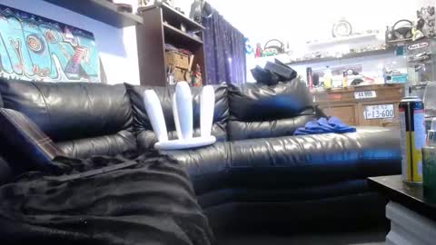 niceonebrov online show from March 3, 2026, 6:19 am