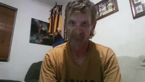 Sexiishaine online show from April 2, 2026, 7:22 pm