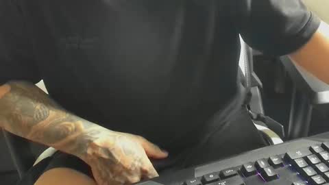 Snapshot of nicepussyandcock chatting on October 14, 2025, 1:23 pm Camila And Steeven online show from October 14, 2025, 1:23 pm