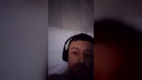 Snapshot of nicholastippin8 chatting on July 20, 2026, 5:37 pm nicholastippin8 online show from July 20, 2026, 5:37 pm
