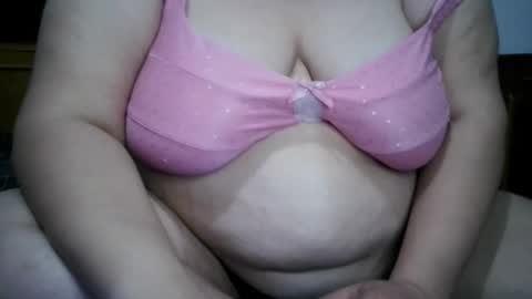 Nicholle online show from March 28, 2026, 10:42 pm