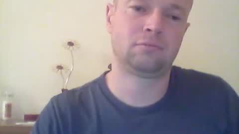 Snapshot of nick1990b chatting on December 9, 2024, 6:57 pm nick1990b online show from December 9, 2024, 6:57 pm