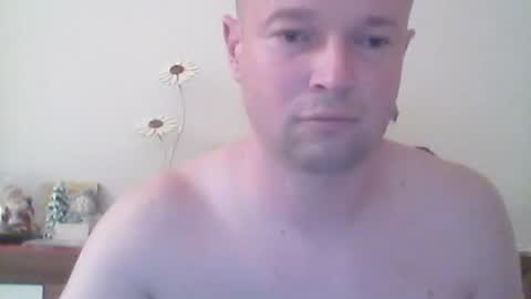 Snapshot of nick1990b chatting on January 20, 2025, 6:21 pm nick1990b online show from January 20, 2025, 6:21 pm