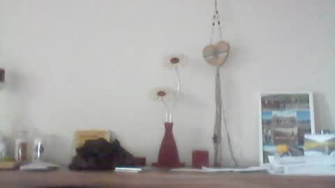 Snapshot of nick1990b chatting on June 23, 2026, 6:28 pm nick1990b online show from June 23, 2026, 6:28 pm