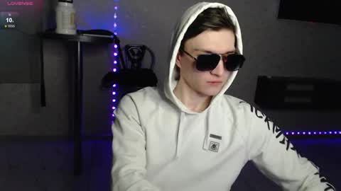 Snapshot of nick_owner chatting on February 4, 2025, 12:51 am Nick online show from February 4, 2025, 12:51 am