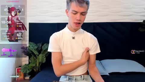 Nick  online show from October 9, 2025, 12:03 pm