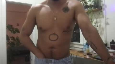 Snapshot of nickf215 chatting on December 3, 2025, 5:15 am Nick online show from December 3, 2025, 5:15 am