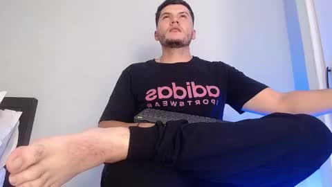 nickk_hills online show from March 25, 2026, 9:54 pm