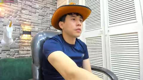 Snapshot of nickk_wolff chatting on November 12, 2025, 3:51 am Nickk Wolff online show from November 12, 2025, 3:51 am