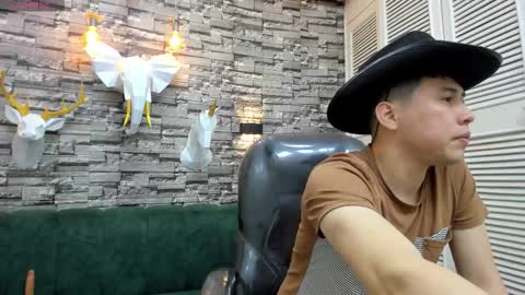 Snapshot of nickk_wolff chatting on November 24, 2025, 5:29 am Nickk Wolff online show from November 24, 2025, 5:29 am
