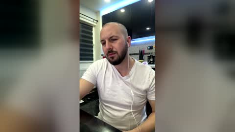 Julian online show from February 15, 2026, 1:13 am