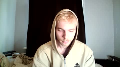 Snapshot of nicksuper8 chatting on November 17, 2025, 12:11 pm Nick online show from November 17, 2025, 12:11 pm