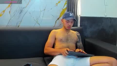 nickwolf_ online show from January 9, 2026, 12:08 pm