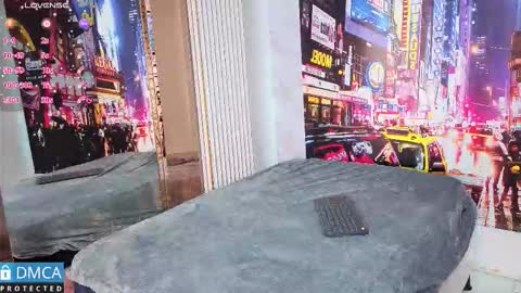 NICKY online show from October 14, 2025, 7:14 pm