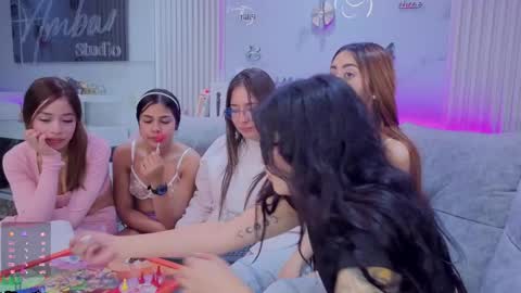 nicky_as online show from February 28, 2026, 4:46 am